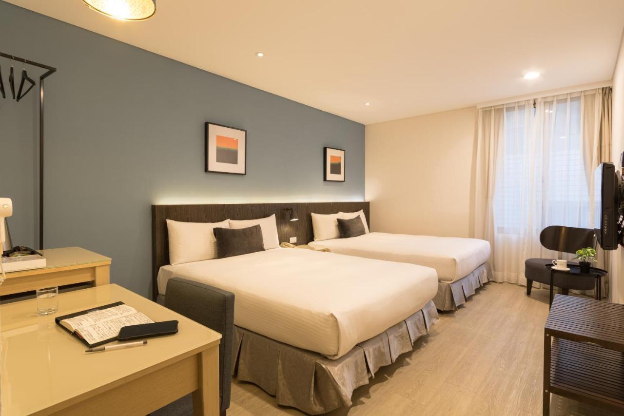 Just Enjoy Business Hotel Tainan Eksteriør billede