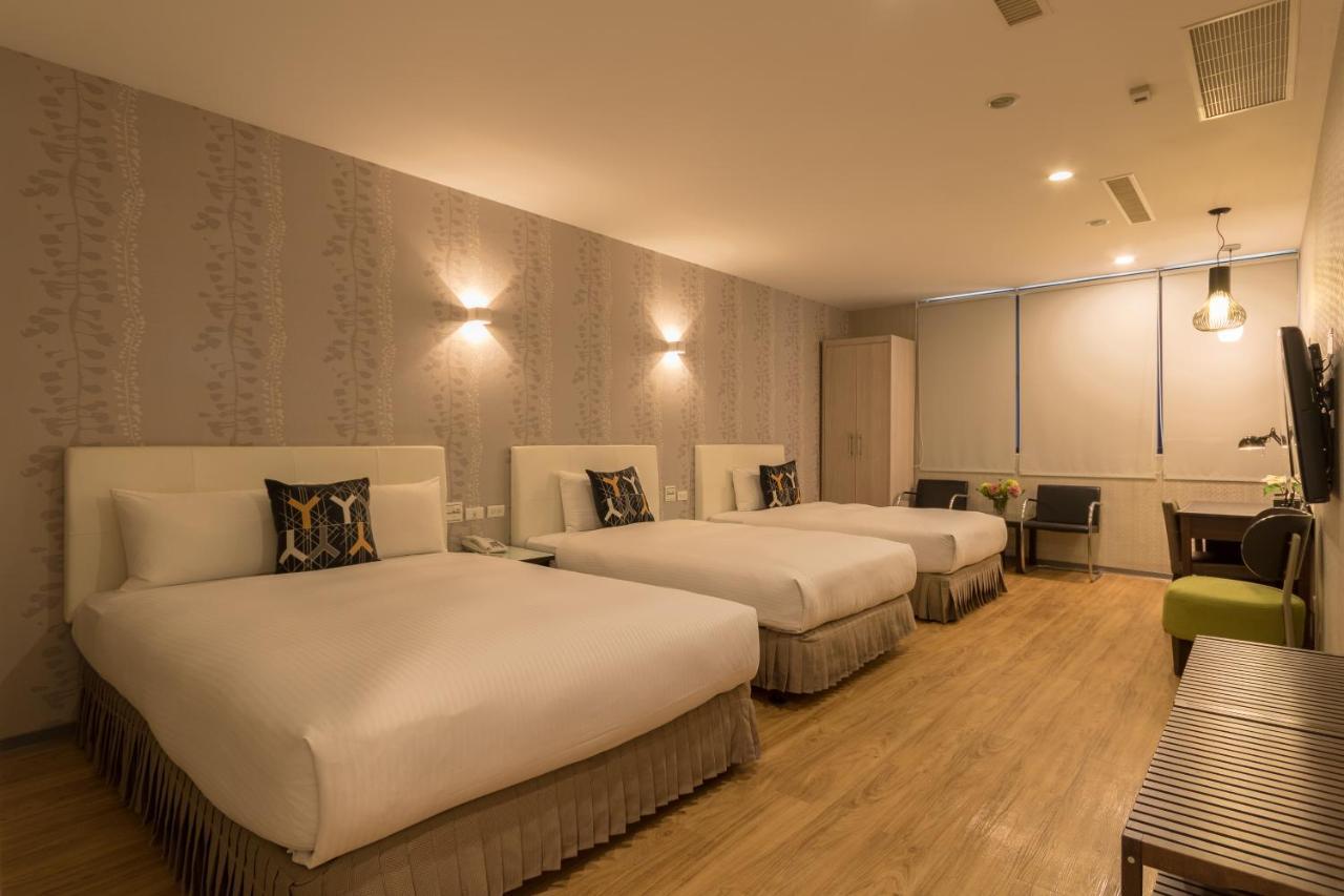 Just Enjoy Business Hotel Tainan Eksteriør billede