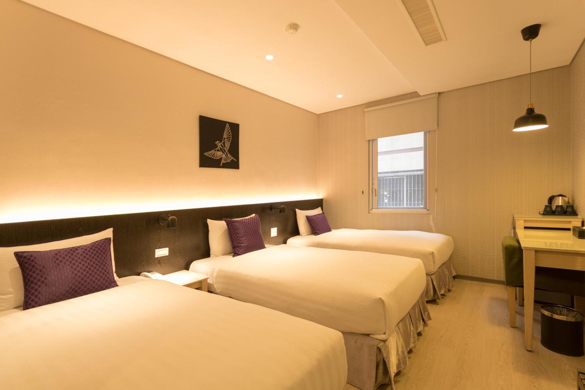 Just Enjoy Business Hotel Tainan Eksteriør billede